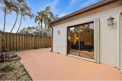 4252  Palm Bay Cir, Unit #D, West Palm Beach, FL 33406 - Photo 33