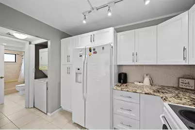 4252  Palm Bay Cir, Unit #D, West Palm Beach, FL 33406 - Photo 13