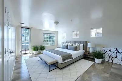 819 SW 7th Ave, Unit #819, Fort Lauderdale, FL 33315 - Photo 3