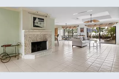 2365 NE 28th St, Lighthouse Point, FL 33064 - Photo 9