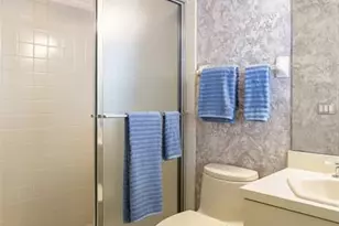 2365 NE 28th St, Lighthouse Point, FL 33064 - Photo 25