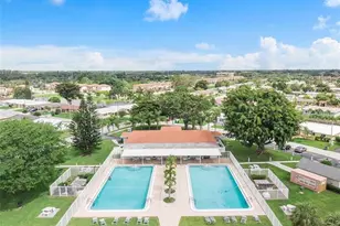 5004 NW 49th Rd, Tamarac, FL 33319 - Photo 15