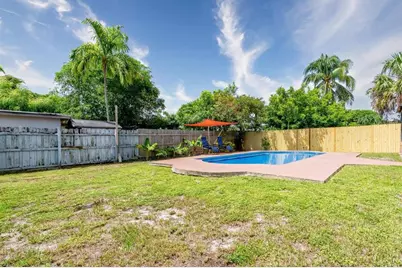 7160  Venetian St, Miramar, FL 33023 - Photo 31