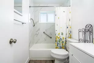 7160 Venetian St, Miramar, FL 33023 - Photo 27