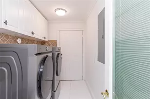 2557 SW 14th Ct, Deerfield Beach, FL 33442 - Photo 31