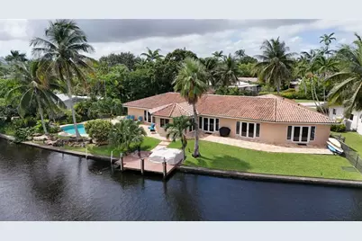 1925  Coral Gardens Dr, Wilton Manors, FL 33306 - Photo 27