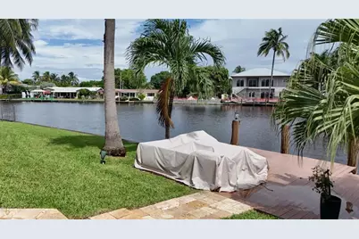 1925  Coral Gardens Dr, Wilton Manors, FL 33306 - Photo 3