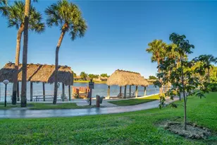 1100 Colony Point Cir, Pembroke Pines, FL 33026 - Photo 25