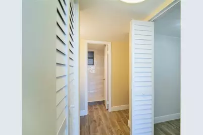 1100  Colony Point Cir, Unit #105, Pembroke Pines, FL 33026 - Photo 21