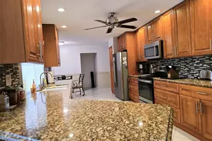 9091 NW 11th Ct, Plantation, FL 33322 - Photo 3