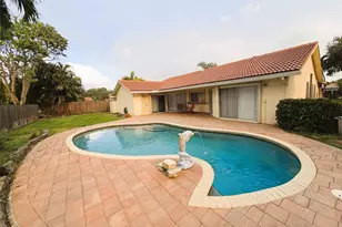 9091 NW 11th Ct, Plantation, FL 33322 - Photo 19