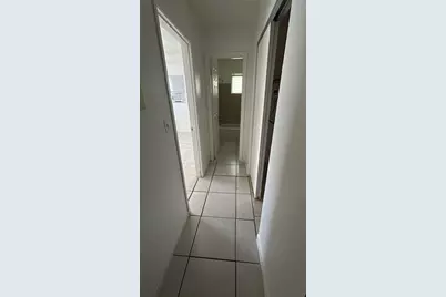 2310  Pierce St, Hollywood, FL 33020 - Photo 5