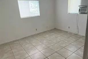 2310 Pierce St, Hollywood, FL 33020 - Photo 3