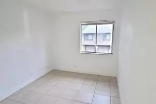 5814 NW 21st St, Fort Lauderdale, FL 33313 - Photo 9