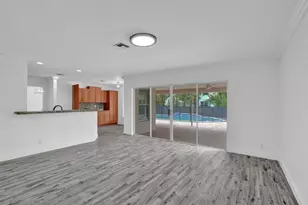 8500 NW 57th Dr, Coral Springs, FL 33067 - Photo 15