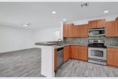 8500 NW 57th Dr, Coral Springs, FL 33067 - Photo 23