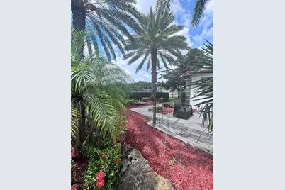 1425 S 25th Ave, Hollywood, FL 33020 - Photo 5