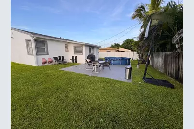 2503  Wiley St, Hollywood, FL 33020 - Photo 5