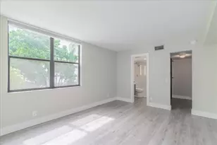 113 Lake Emerald Dr, Oakland Park, FL 33309 - Photo 11