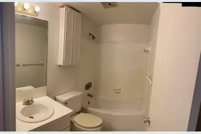 5203 NE 24 Terrace, Unit #B204, Fort Lauderdale, FL 33308 - Photo 5