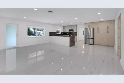 121 SE 8th St, Pompano Beach, FL 33060 - Photo 5