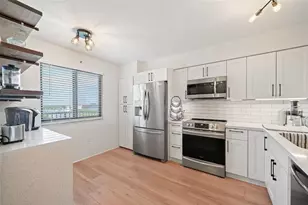 2240 N Cypress Bend Dr, Pompano Beach, FL 33069 - Photo 3