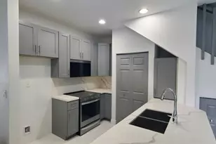 431 NW 7th Terrace, Fort Lauderdale, FL 33311 - Photo 9