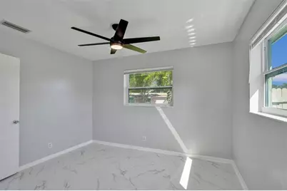 260 NE 41st St, Oakland Park, FL 33334 - Photo 23