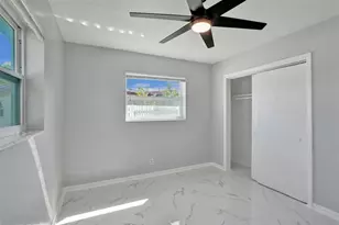 260 NE 41st St, Oakland Park, FL 33334 - Photo 19