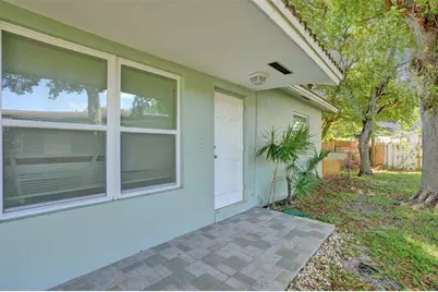 260 NE 41st St, Oakland Park, FL 33334 - Photo 33