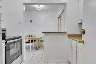 330 S Cypress Rd, Pompano Beach, FL 33060 - Photo 9