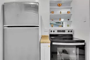 330 S Cypress Rd, Pompano Beach, FL 33060 - Photo 7