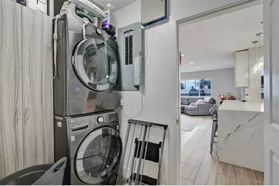 3991 N 41st Ct, Hollywood, FL 33021 - Photo 19