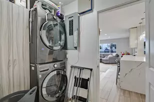 3991 N 41st Ct, Hollywood, FL 33021 - Photo 19