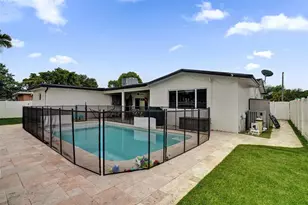 3991 N 41st Ct, Hollywood, FL 33021 - Photo 39