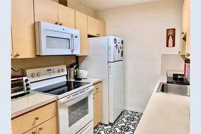 7231  Miami Lakes Dr, Unit #C5, Miami Lakes, FL 33014 - Photo 3