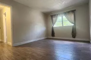 4200 NW 3rd Ct, Plantation, FL 33317 - Photo 9