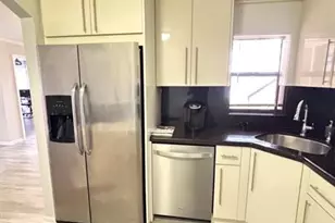 2744 S Carambola Cir S Unit, Coconut Creek, FL 33066 - Photo 5