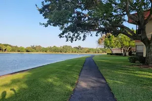 2744 S Carambola Cir S Unit, Coconut Creek, FL 33066 - Photo 3