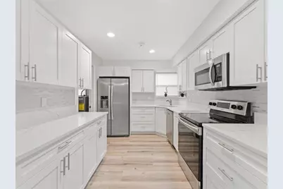 311 W Sample Rd, Deerfield Beach, FL 33064 - Photo 15