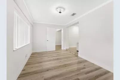 311 W Sample Rd, Deerfield Beach, FL 33064 - Photo 7