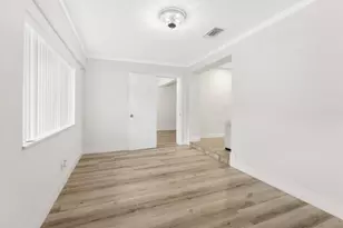 311 W Sample Rd, Deerfield Beach, FL 33064 - Photo 7