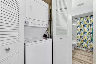 393 Bennington Ln, Lake Worth, FL 33467 - Photo 13