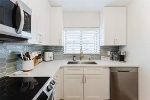 1005 Republic Ct, Deerfield Beach, FL 33442 - Photo 7