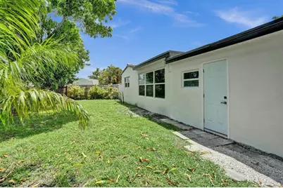 7341  Meridian St, Miramar, FL 33023 - Photo 69