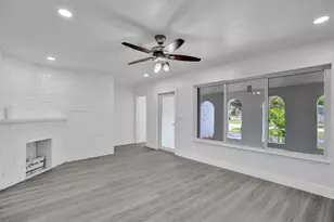 7341 Meridian St, Miramar, FL 33023 - Photo 17