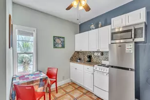 324 Indiana St, Hollywood, FL 33019 - Photo 5