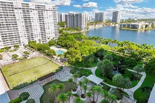 2801 NE 183rd St, Aventura, FL 33160 - Photo 27