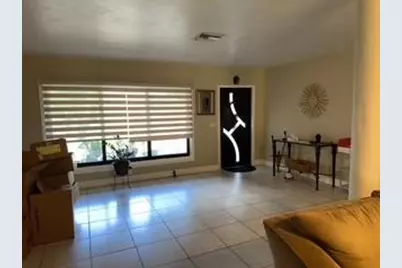 1070 NW 149th Street, Miami, FL 33168 - Photo 3