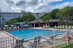 2650 S Course Dr, Pompano Beach, FL 33069 - Photo 33